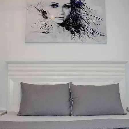 Luxury Center - Romana 4* Bucarest