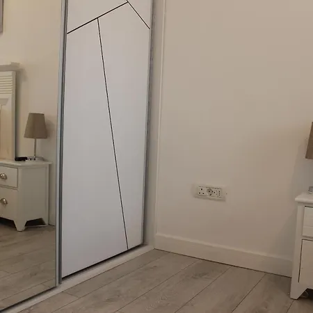 Ξενοδοχείο με διαμερίσματα Luxury Center - Romana Βουκουρέστι