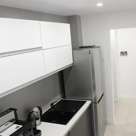 Luxury Center - Romana 4* Bükreş