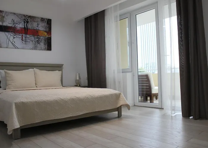 Luxury Center - Romana 4* 부쿠레슈티