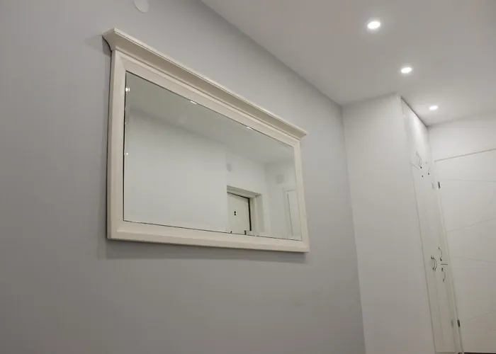 Luxury Center - Romana 4* 부쿠레슈티