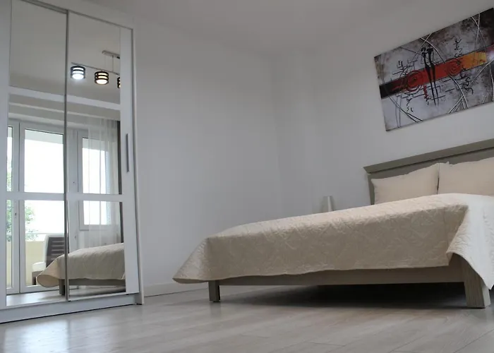 Luxury Center - Romana 아파트호텔 부쿠레슈티