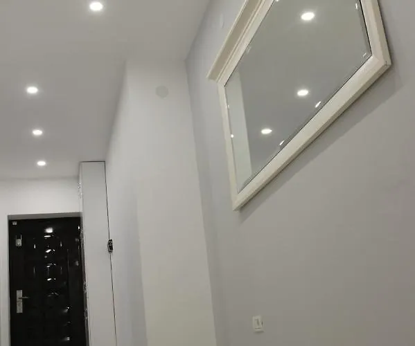 Luxury Center - Romana 아파트호텔