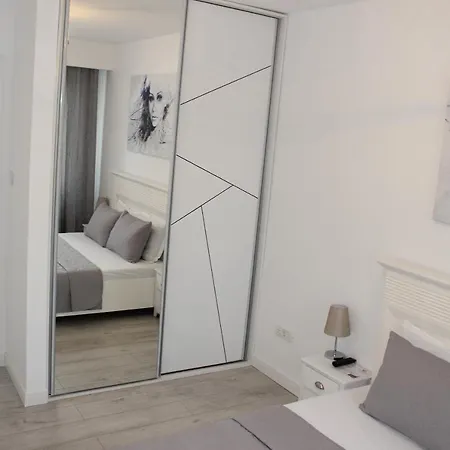 Luxury Center - Romana Hotel apartamentowy *