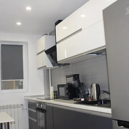 Luxury Center - Romana 4* בוקרשט