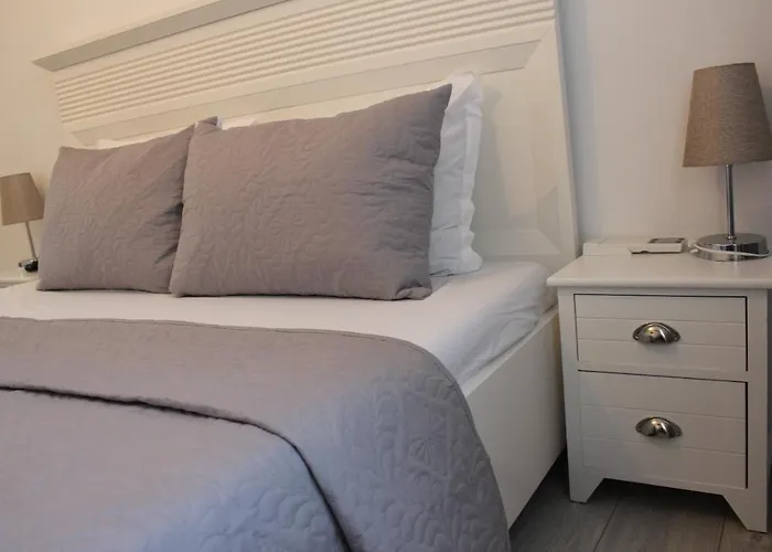 Luxury Center - Romana 4* בוקרשט